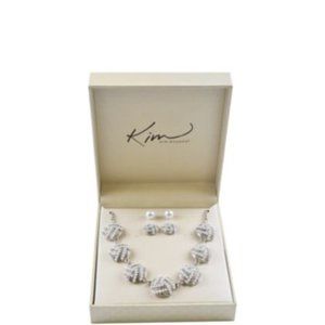 NIB Pearl Silver Tone Necklace and Earrings